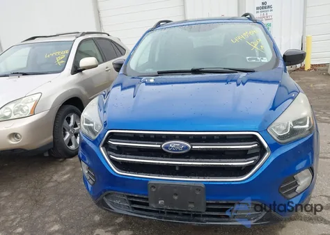 2017 Ford Escape Se из США, поврежденный, VIN 1FMCU9GD7HUB34552